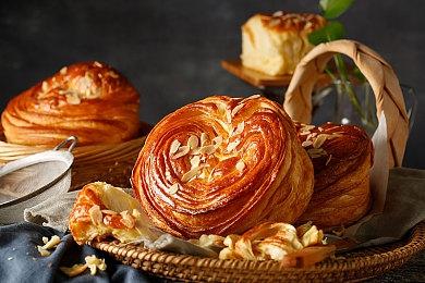 金亨泰谈《星刃》新更新：我最喜欢的是灰色战衣